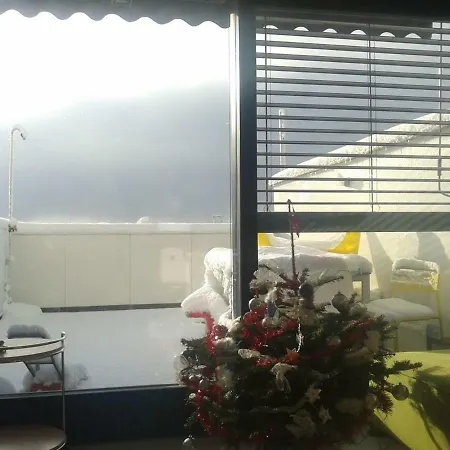 Teraszos Lakas Panoramaval - Terrace-apartment With Views 아파트 *